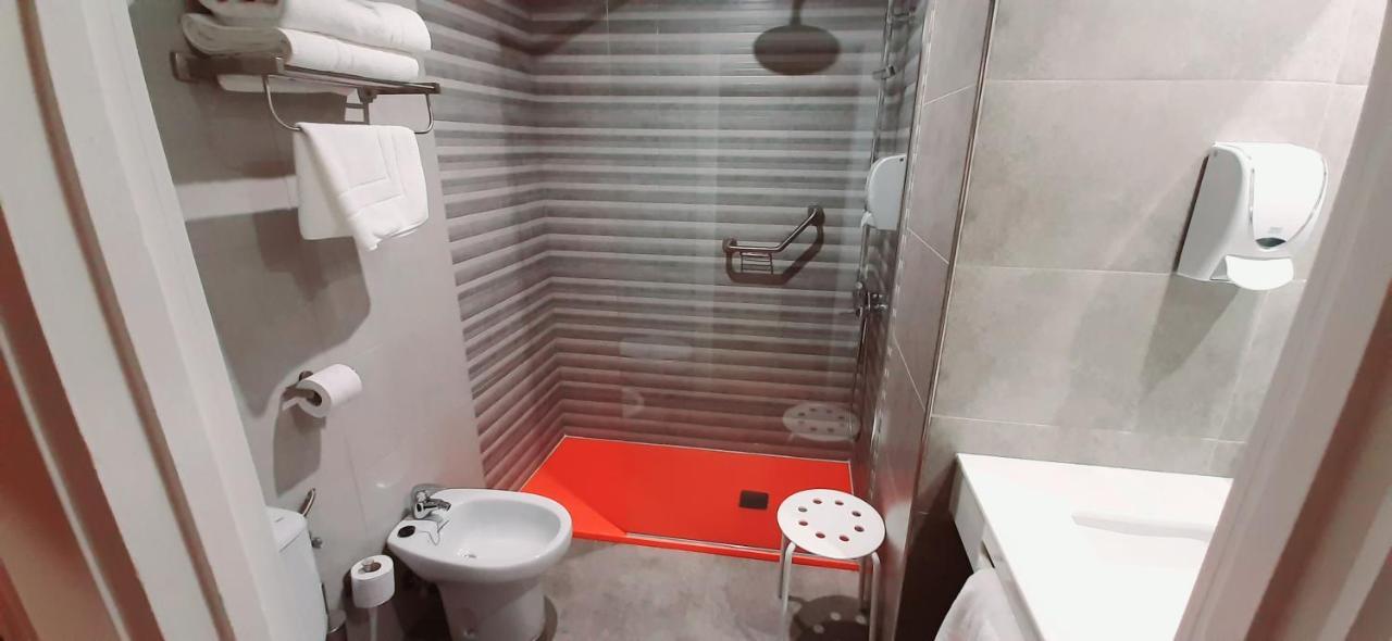 Hotel Cabanas Puertollano Zewnętrze zdjęcie