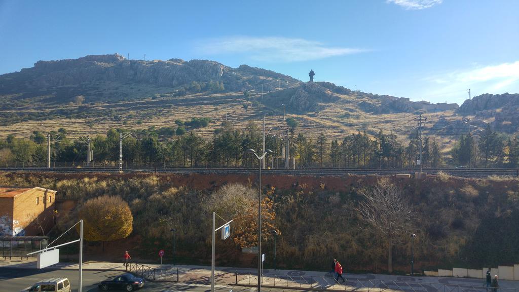 Hotel Cabanas Puertollano Zewnętrze zdjęcie